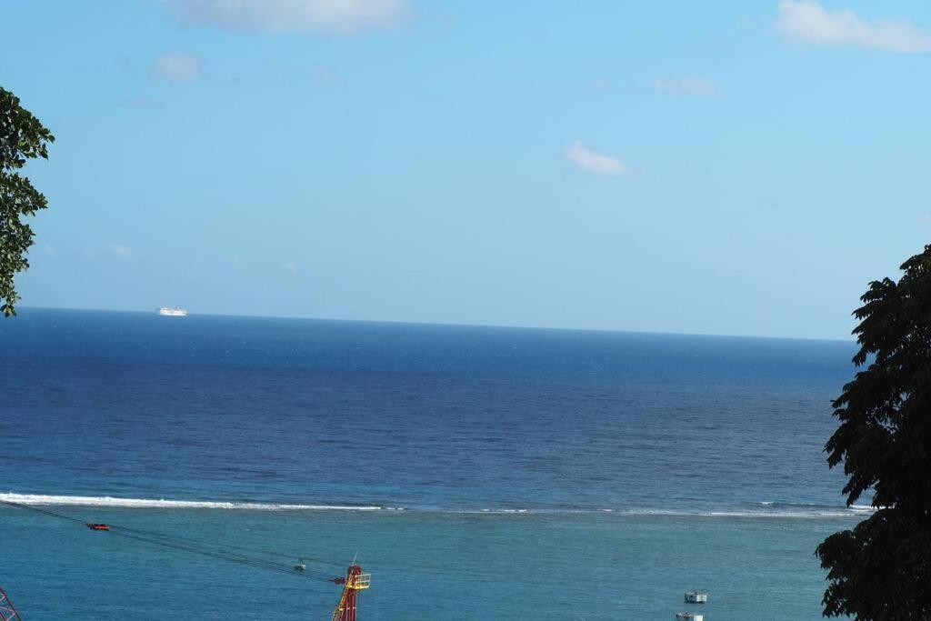 Coastal Beauty - Beautiful Penthouse Condo In Ocho Rios Exterior photo